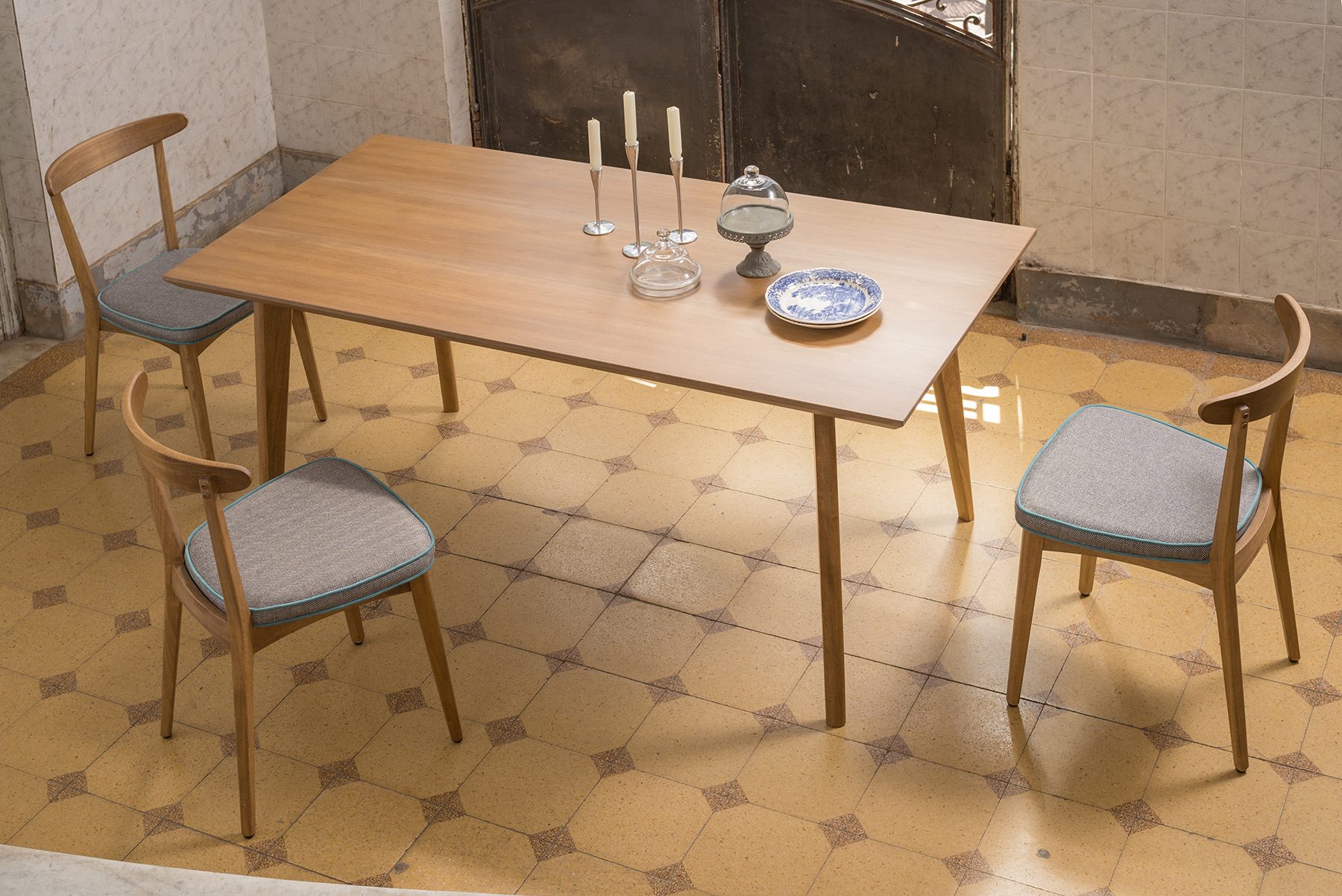 JUEGO DE COMEDOR 15 (MESA 160 CM + 6 SILLA MOSS): imagen 4