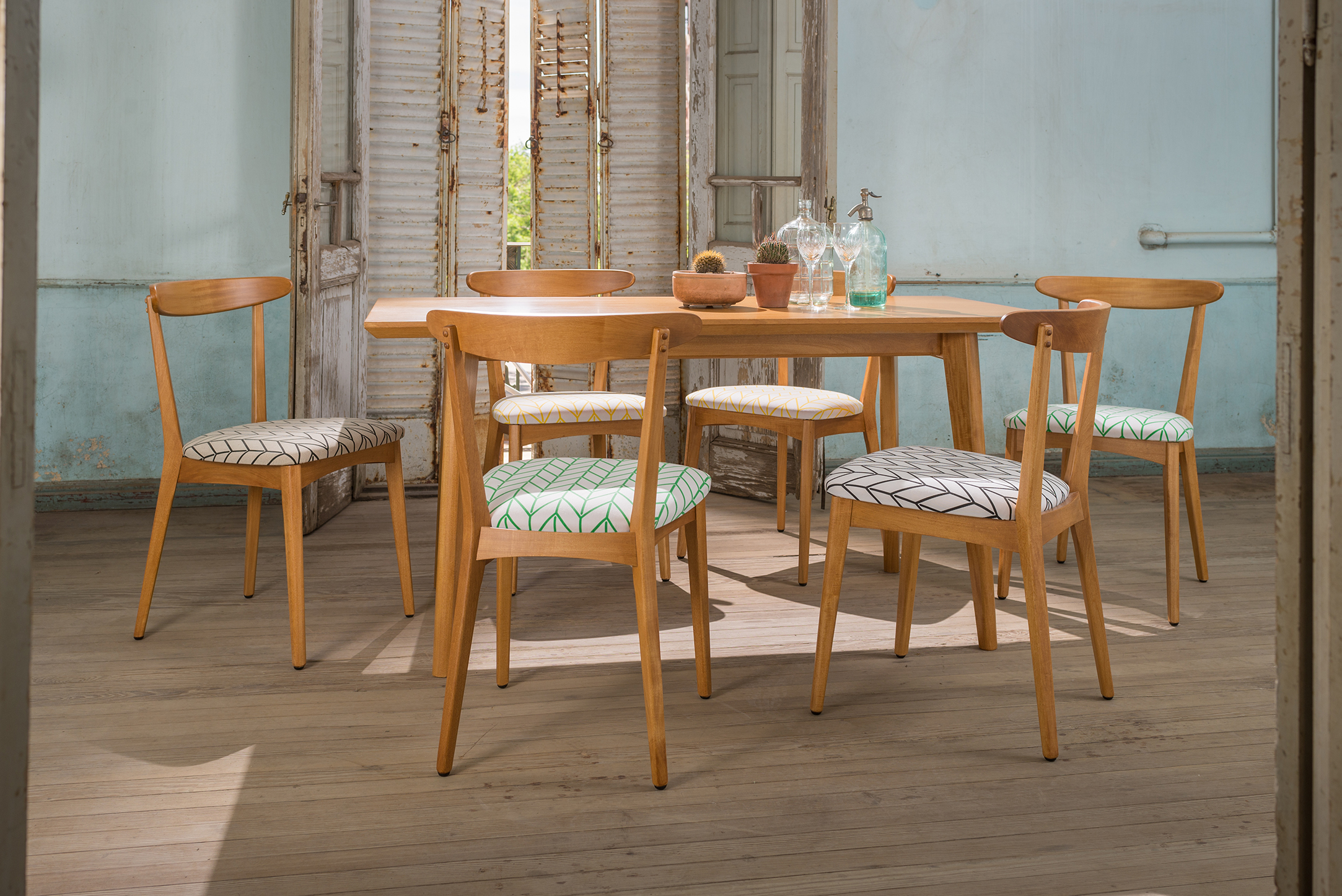 JUEGO DE COMEDOR 15 (MESA 160 CM + 6 SILLA MOSS): imagen 7
